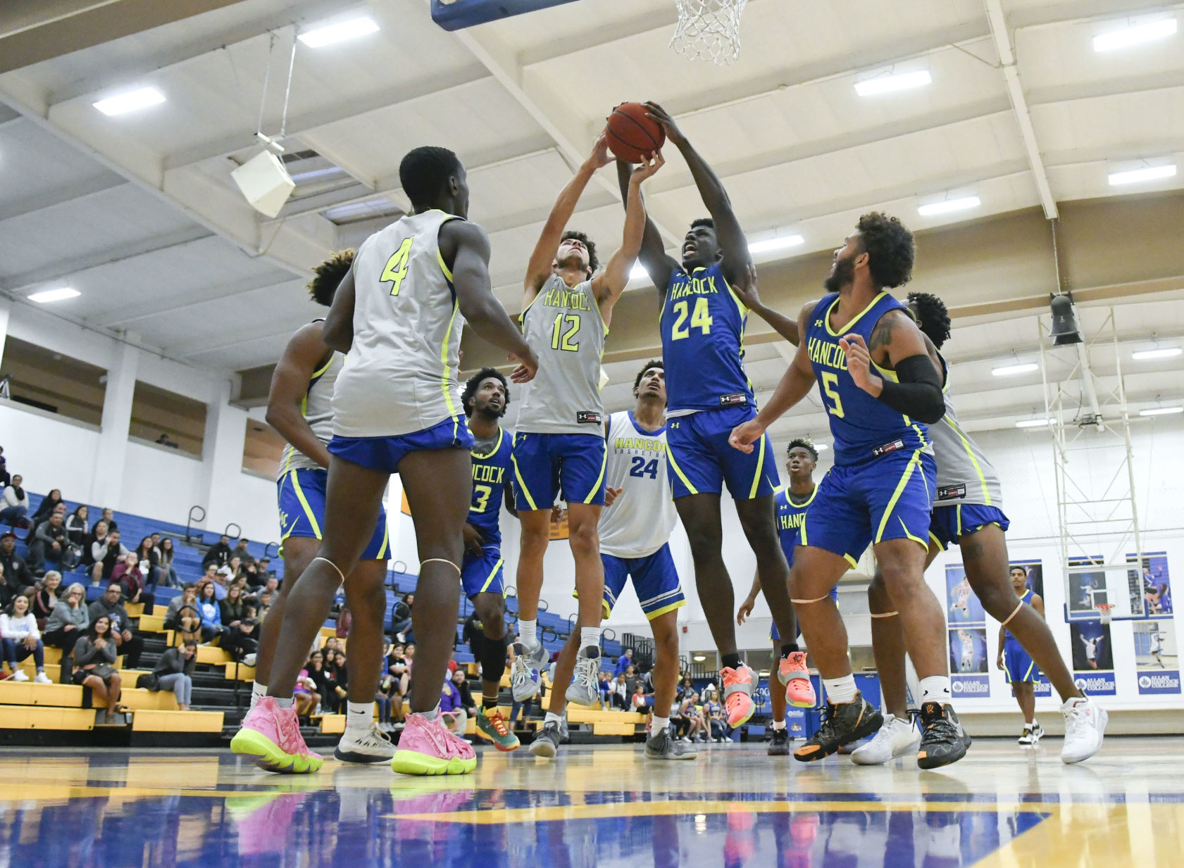 101619 Meet the Bulldogs 05.jpg